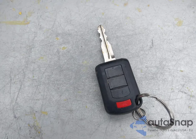 ML32A5HJ4KH003197: 41560614