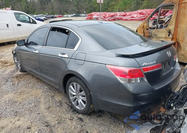 1HGCP3F86BA012000: 41562119