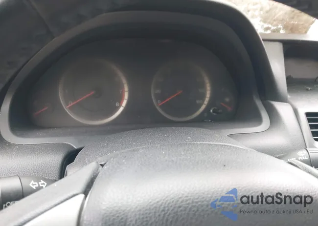 1HGCP3F86BA012000: 41562119