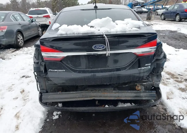 3FA6P0LU9JR173544: 41563679