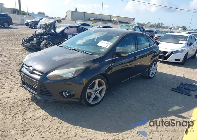 1FADP3J23DL233377: 41564010