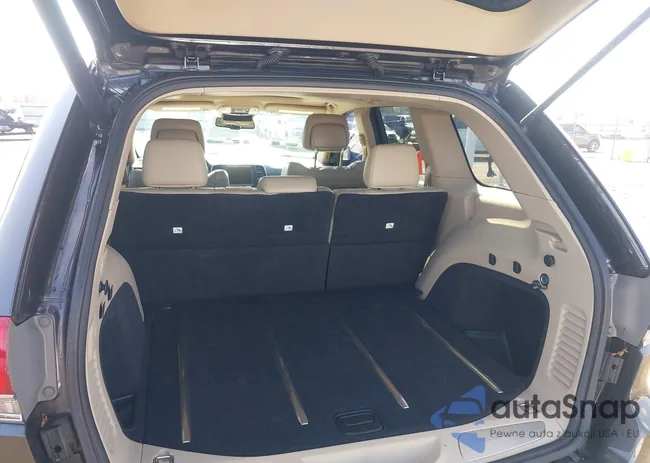 1C4RJFBG1FC831208: 41564161