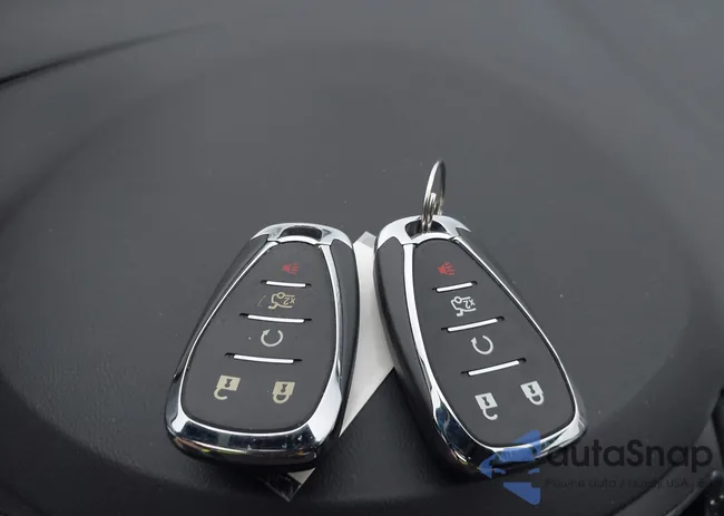 1G1ZE5ST8HF249824: 41565982