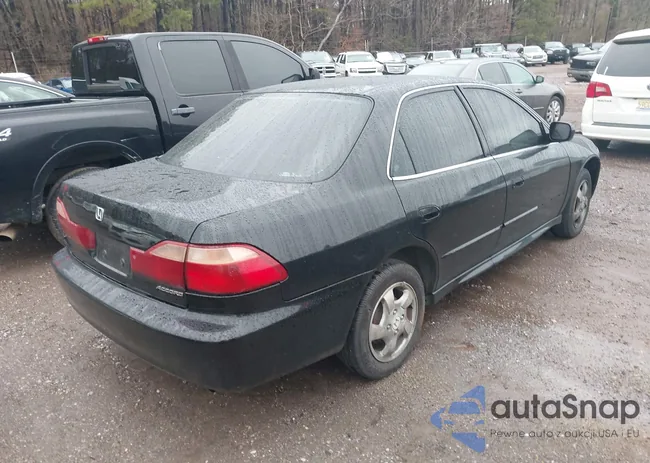 1HGCG56422A010978: 41566143