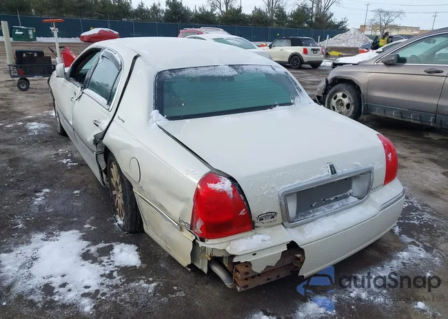 1LNHM81V06Y650906: 41568090