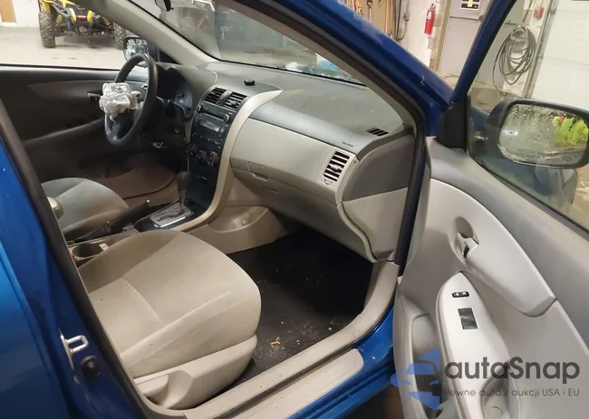 2T1BU4EE7AC303194: 41568198