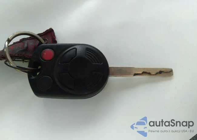 1FTNR2CM2FKA81134: 41567616