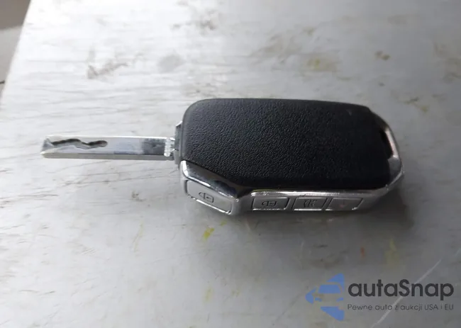 3KPF24AD4PE514724: 41568824