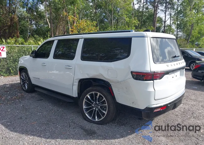 1C4SJRBP5RS104635: 41568551