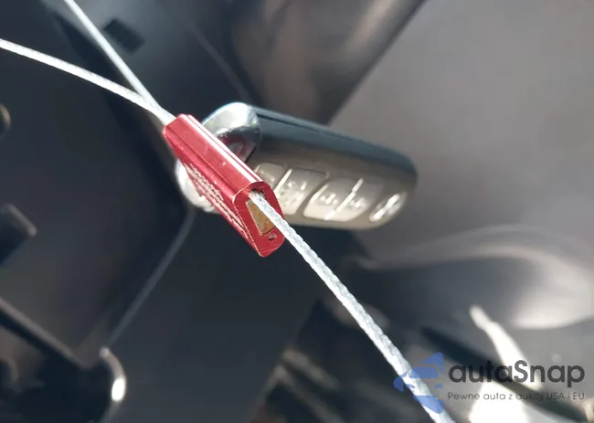 3MYDLBZV7GY143564: 41569450