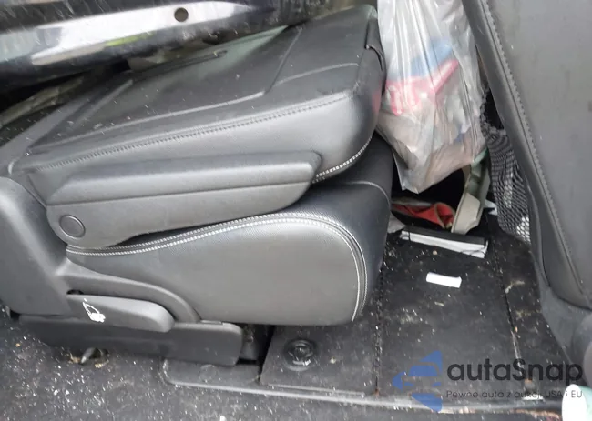 2C4RC1CG3CR228162: 41569603