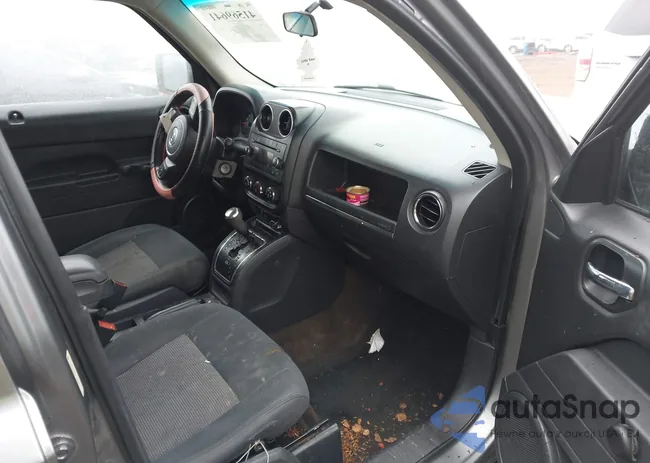 1C4NJPBA6DD187373: 41569641