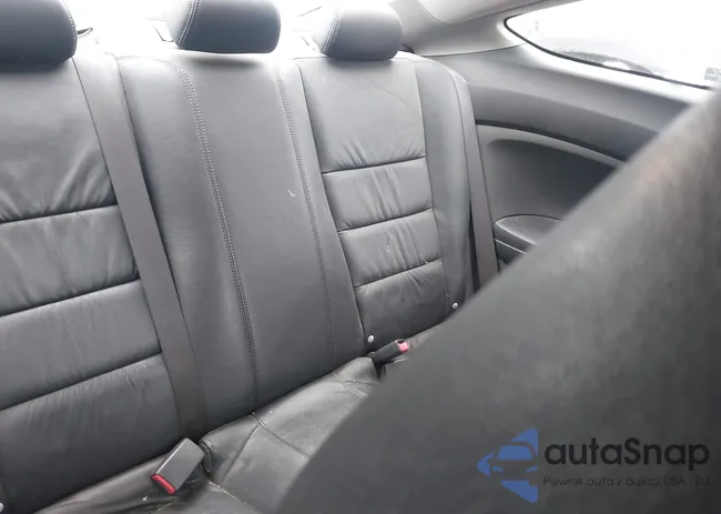 1HGCS22818A011893: 41571288