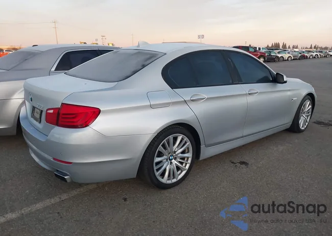 WBAFR9C51BC618129: 41572833