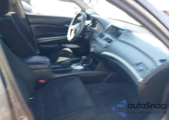 1HGCP2F70AA169635: 41574066