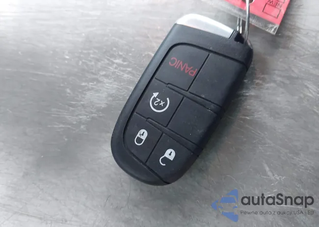 3C4PDCBG8HT532528: 41574807