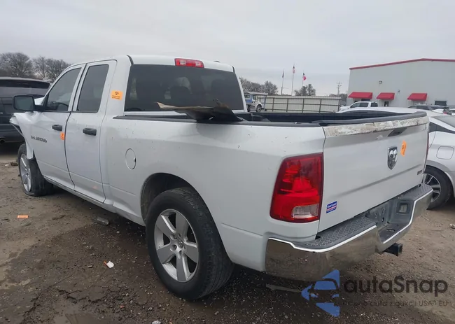 1D7RB1GP8BS570237: 41576095