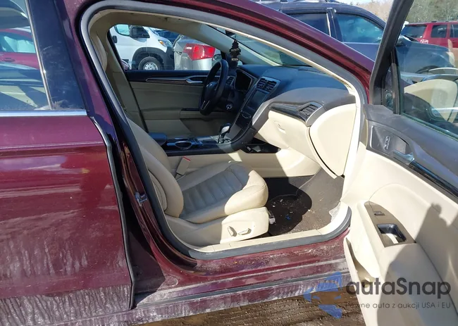 3FA6P0LU1DR251738: 41576698