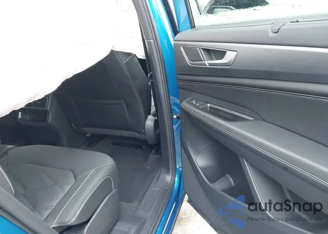 1V2KE2CA2RC225881: 41576436