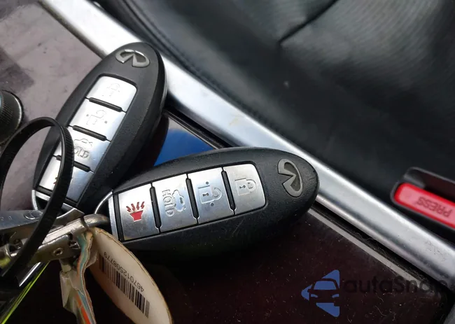 JN1BY1AP2DM511813: 41577968