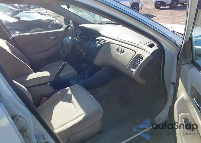 1HGCG16471A011048: 41579687