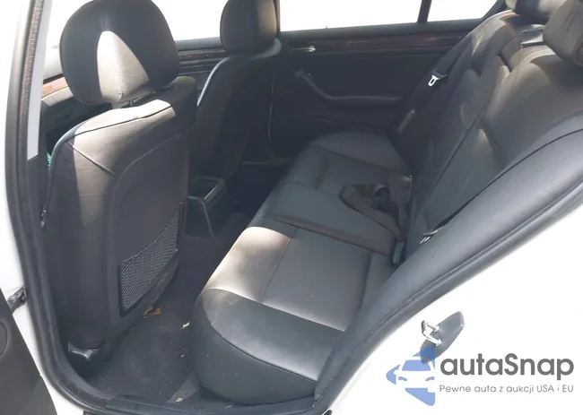 WBAEW53482PG17446: 41580661