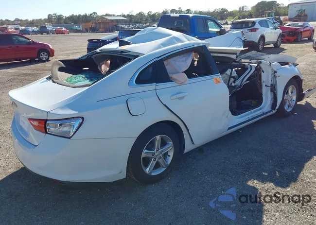 1G1ZB5ST8LF138000: 41580540