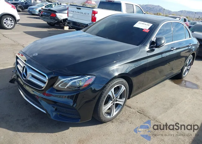 WDDZF4JBXKA549463: 41583650