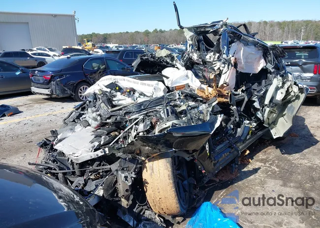 WP1AF2AY4KDA80965: 41584849