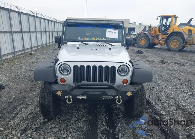 1J4GB391X9L761775: 41584566