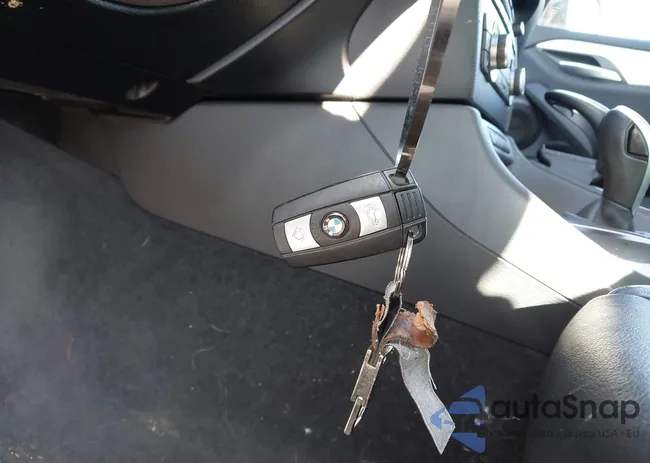 WBAVM1C52DVW45150: 41586754