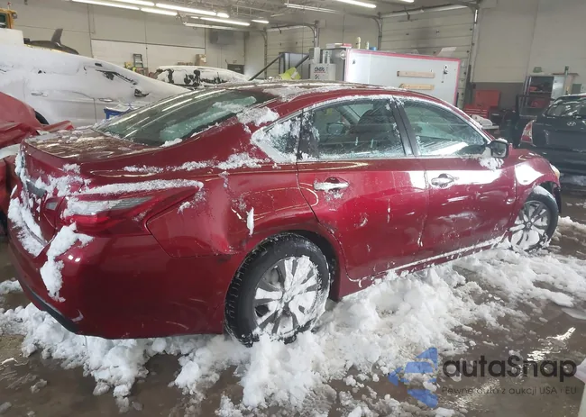 1N4AL3AP5JC121685: 41588902