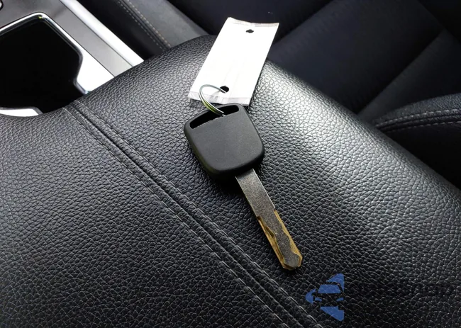 1HGCR2F5XEA282944: 41588333