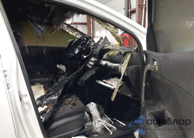 KNDPMCAC8M7942775: 41589405