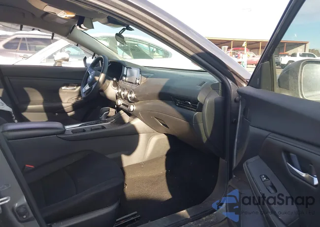 3N1AB8BV8LY277028: 41591108