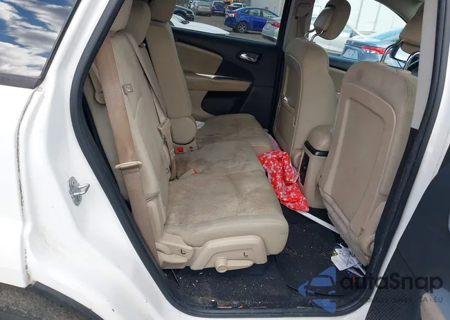 3C4PDCBGXHT572190: 41590268