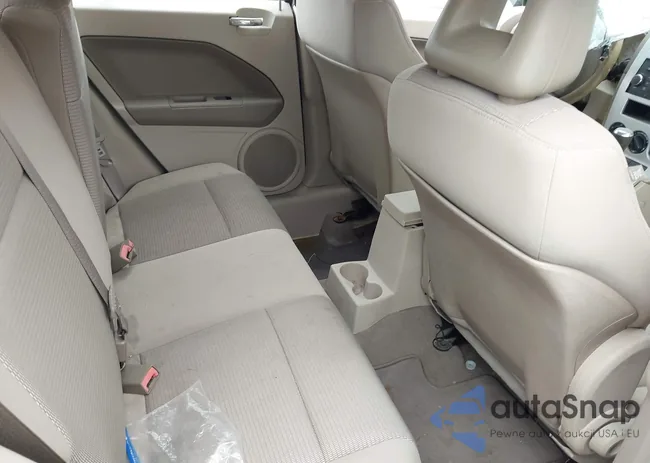 1B3HB48A09D144835: 41591982