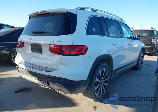 W1N4M4HBXMW099604: 41592177