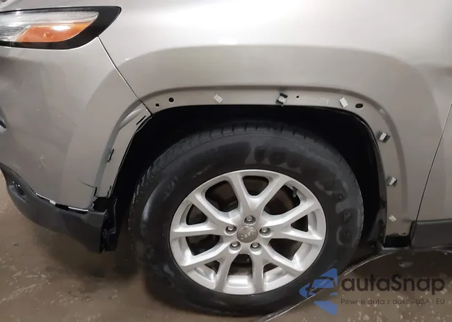 1C4PJLCB4HW610440: 41591293