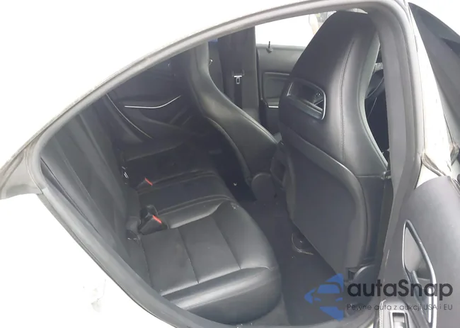 WDDSJ4EB1EN031085: 41592836