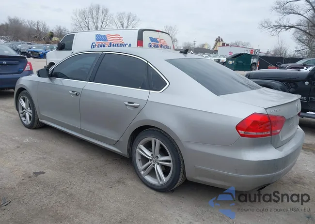 1VWCS7A3XEC015097: 41593178