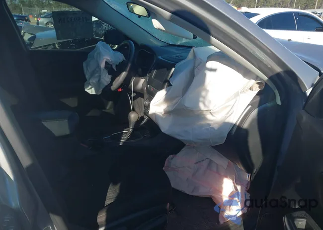 1C4PJLCB6KD176699: 41593218