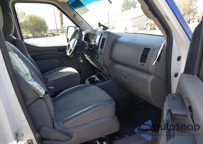 1N6BF0LY4MN809807: 41594903