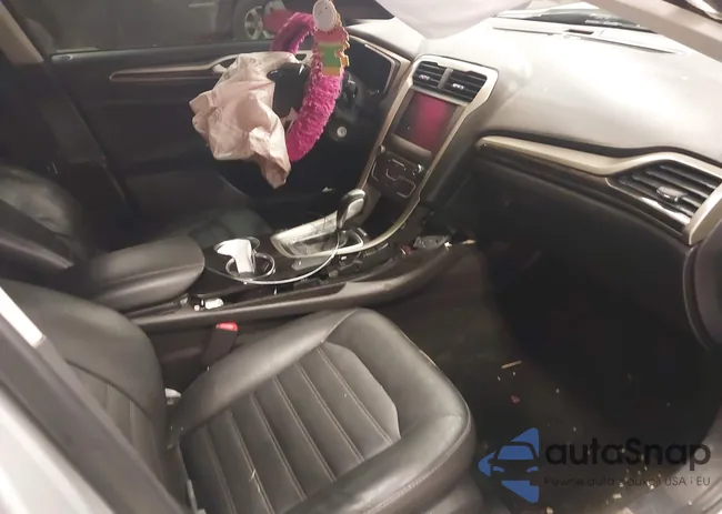 3FA6P0H99GR382621: 41598160