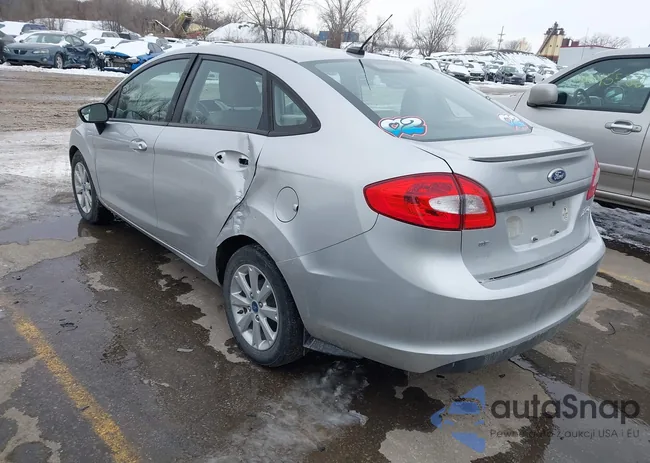 3FADP4BJ5CM131667: 41597475