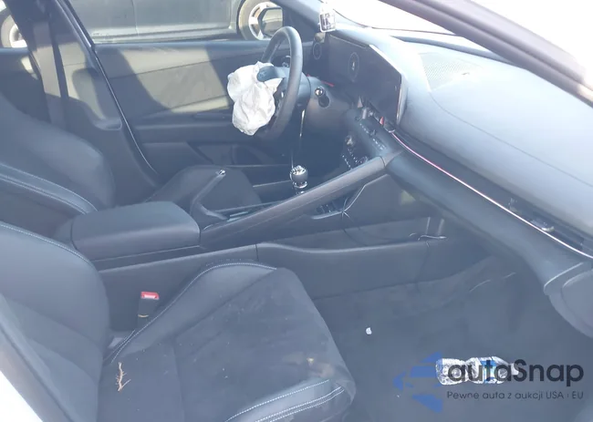 KMHLW4DK4RU022468: 41599639