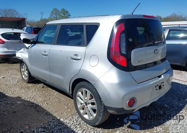 KNDJP3A55J7518335: 41600199