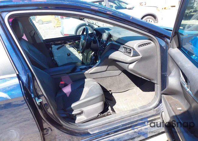 4T1T11AK8MU565395: 41600308