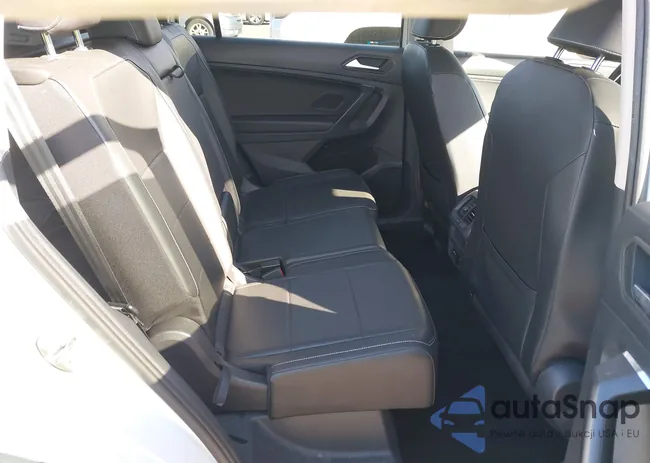 3VV3B7AX6MM091355: 41603670