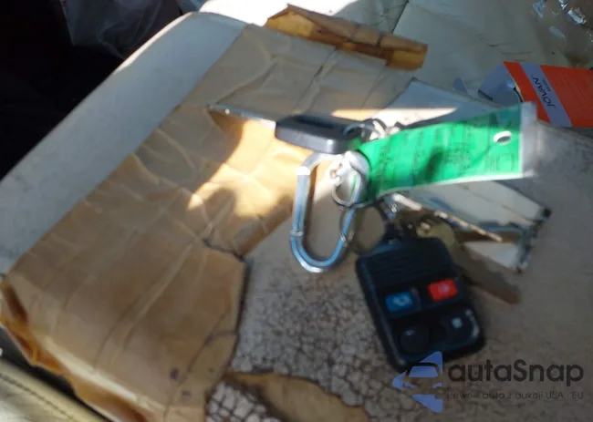 1LNFM83W8WY733464: 41605211